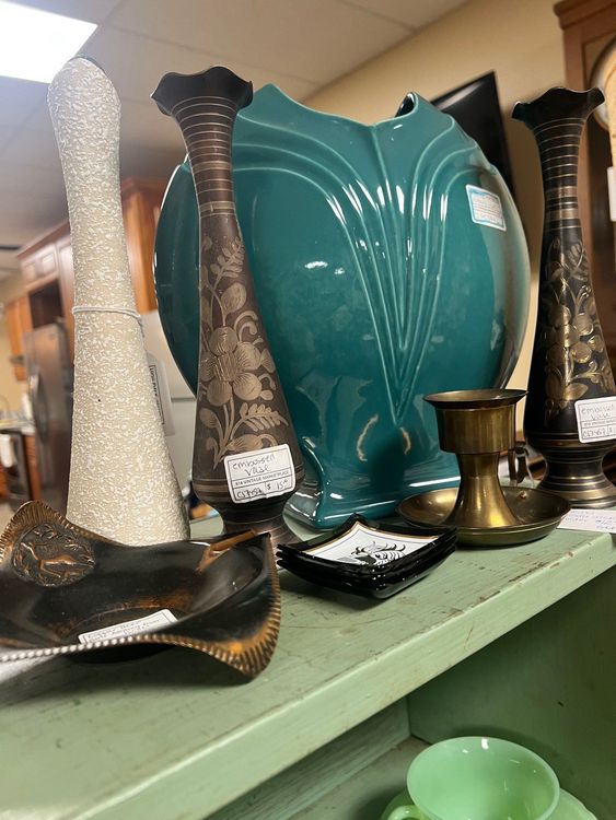814 Vintage Marketplace photograph 4